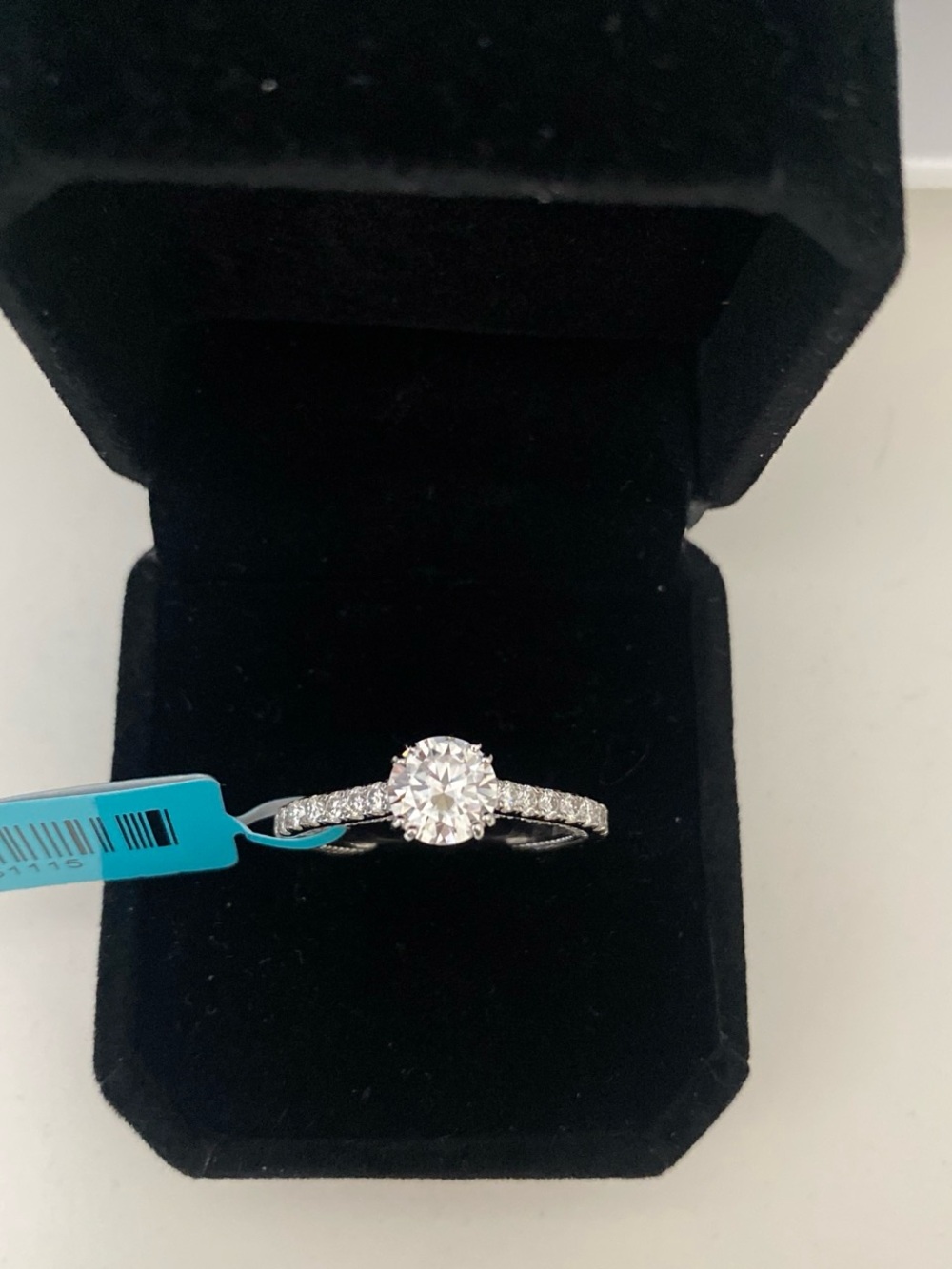 Classic Solitaire Moissanite Engagement Ring Size 9